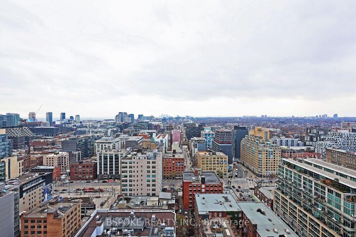Property Photo:  108 Peter Street 2811  ON M5V 0W2 