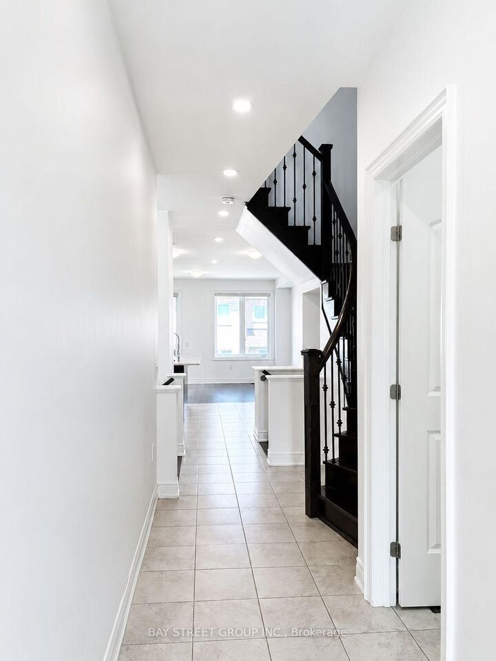 Property Photo:  103 Drizzel Crescent  ON L4E 0G9 