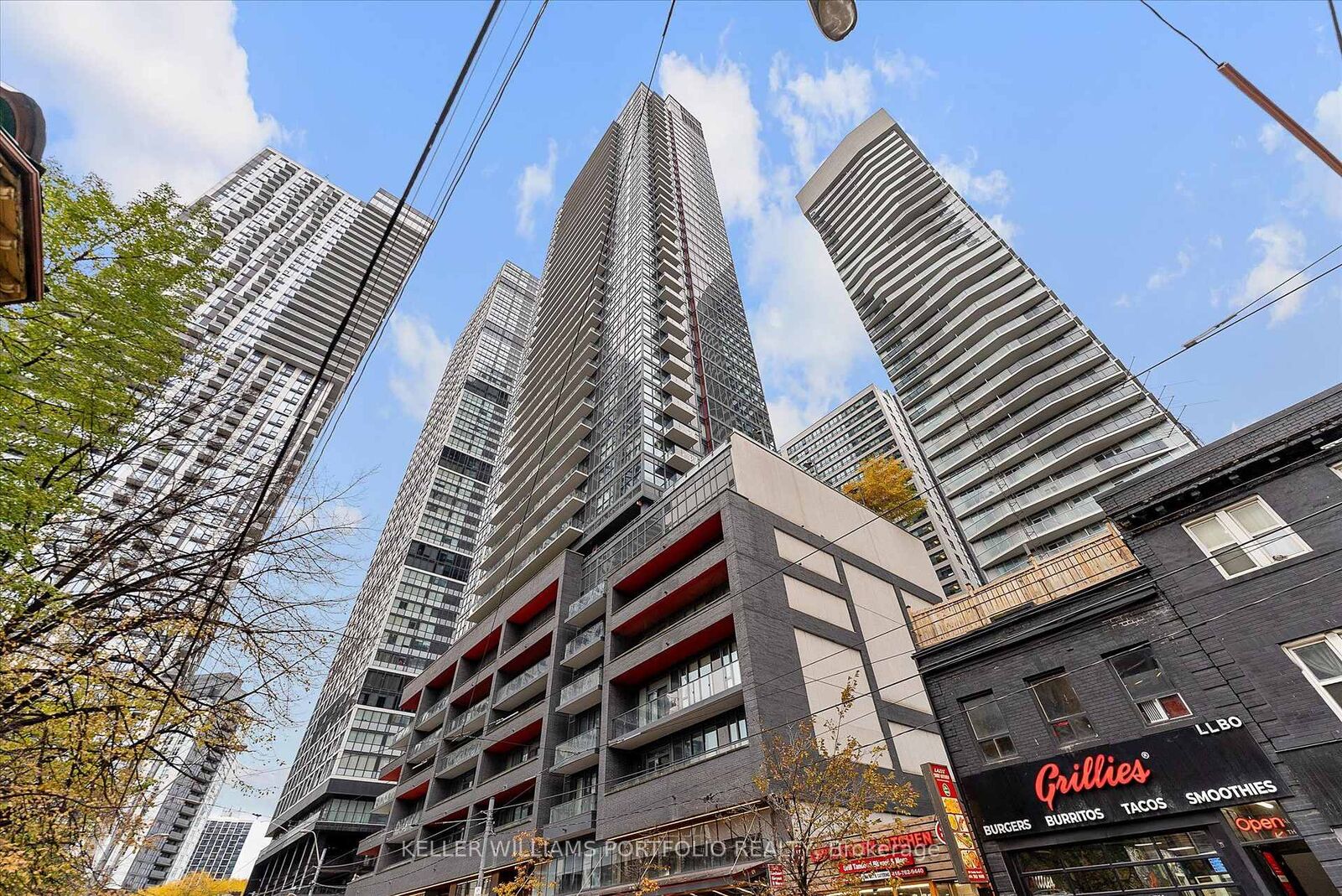 Property Photo:  159 Dundas Street E 1005  ON M5B 0A9 