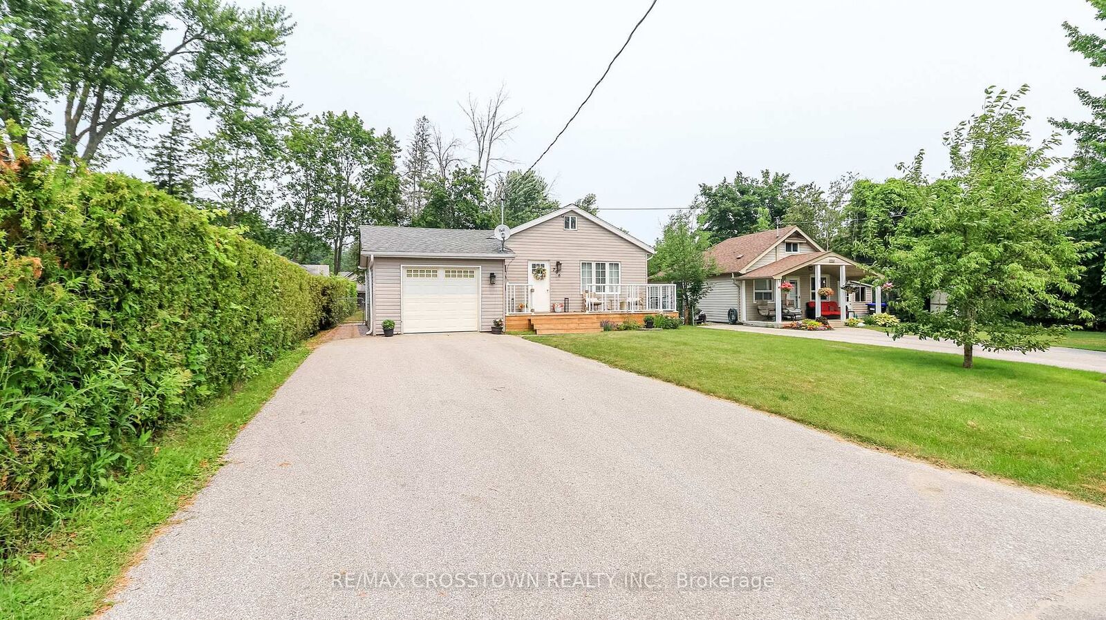 Property Photo:  706 Reid Street  ON L9S 2E9 