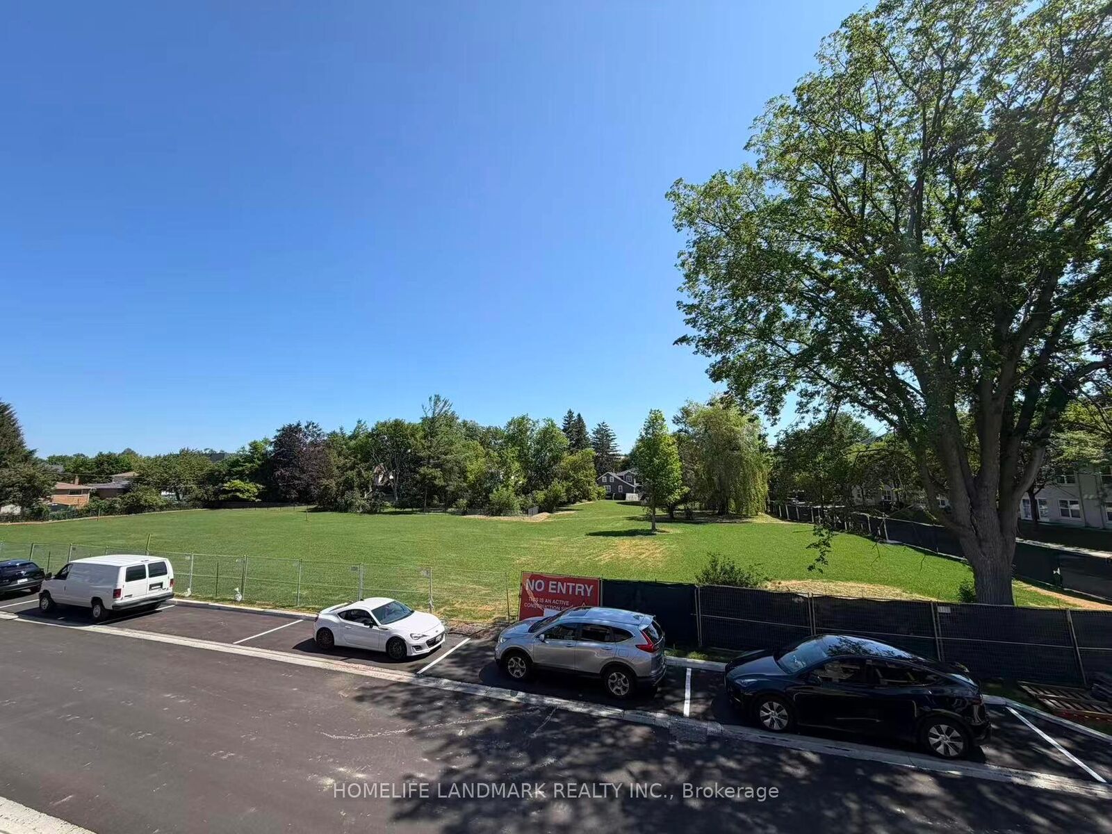 Property Photo:  111 Anna Russell Way  ON L3R 3X3 