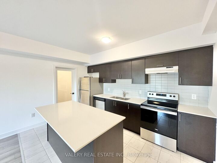 Property Photo:  10 Culinary Lane 205  ON L9J 0K2 