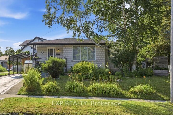 Property Photo:  11 Summit Crescent  ON N1H 1S2 