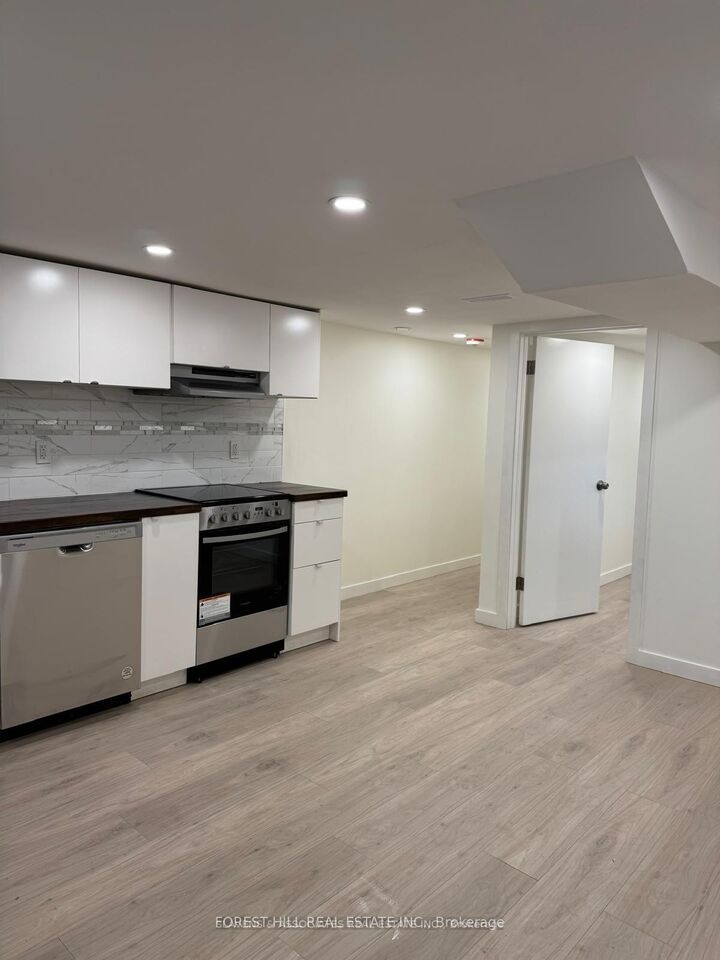 Property Photo:  1222 Shaw Street Bsmt  ON M6G 3N6 