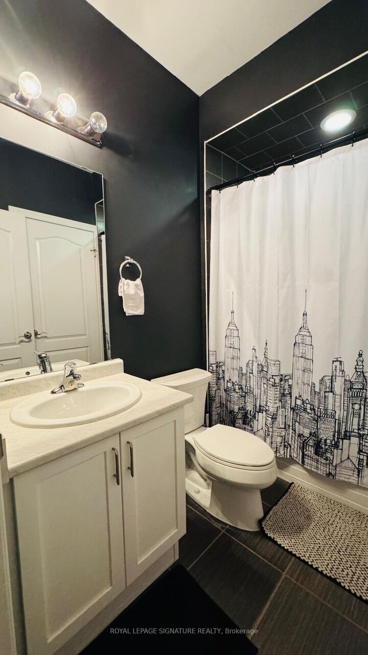 Property Photo:  1370 Costigan Road 107  ON L9T 8X7 