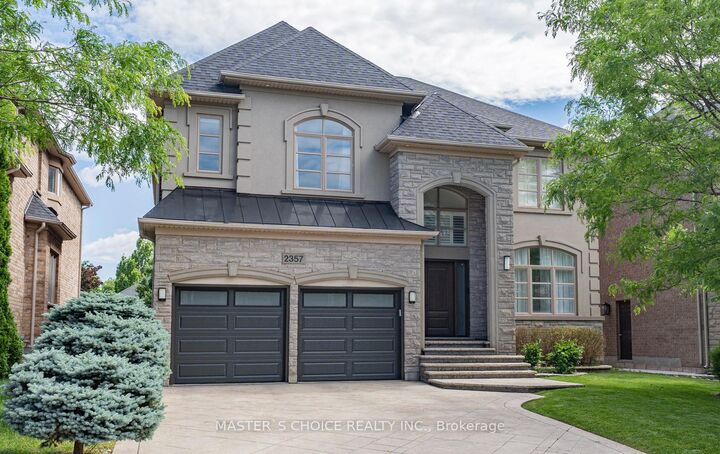 2357 Rideau Drive — photo 1