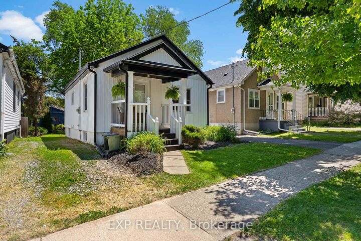 Property Photo:  28 Grantham Avenue  ON L2P 3B4 