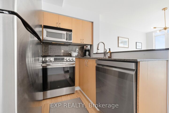 Property Photo:  230 King Street E Ph20  ON M5A 1K5 