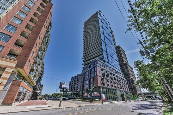 Property Photo:  35 Parliament Street 929  ON M5A 0Z5 