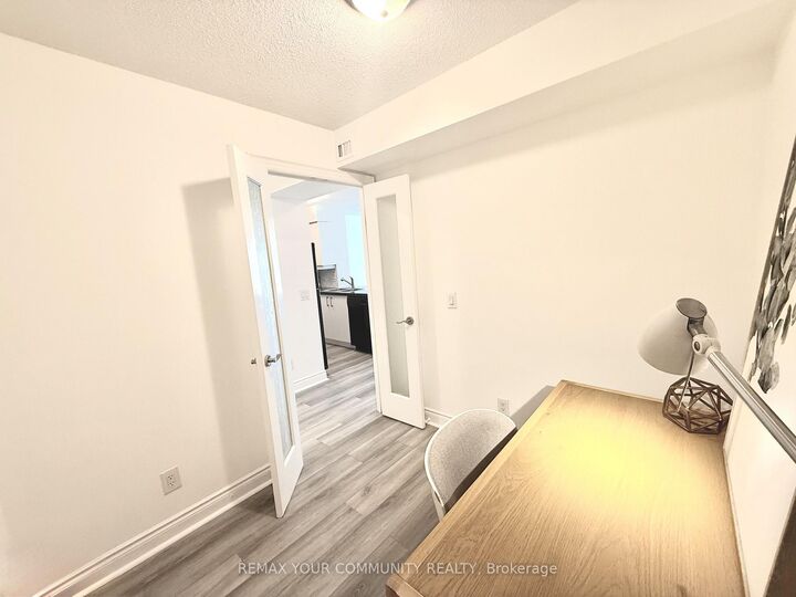 Photo de la propriété:  25 Greenview Avenue 622  ON M2M 0A5 