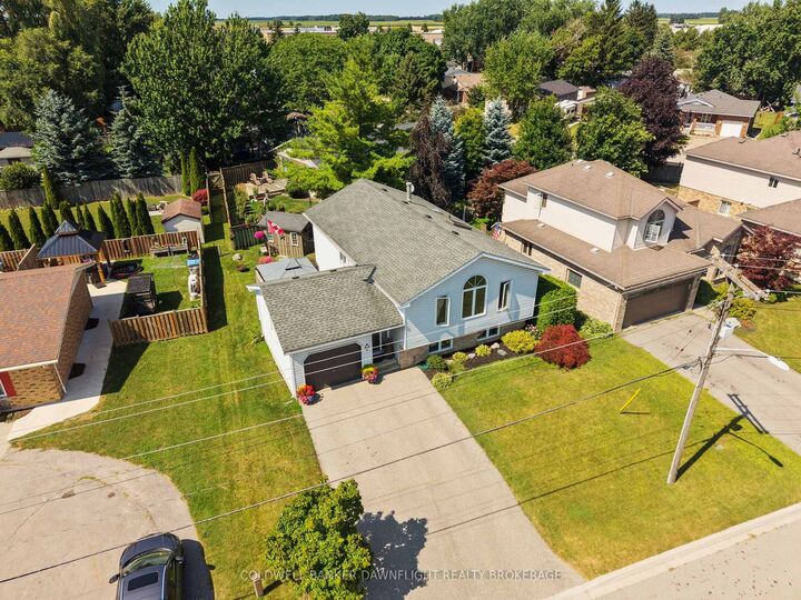 Property Photo: 62 George Street ON N0M 1S3