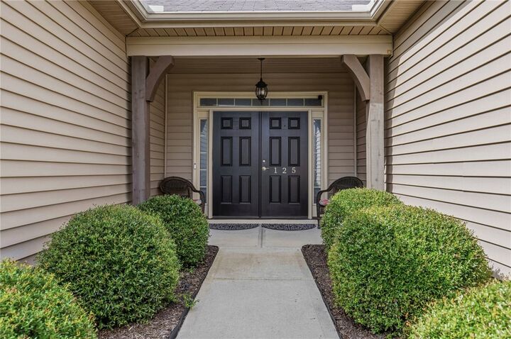 Property Photo: 125 Daylily Lane SC 29642