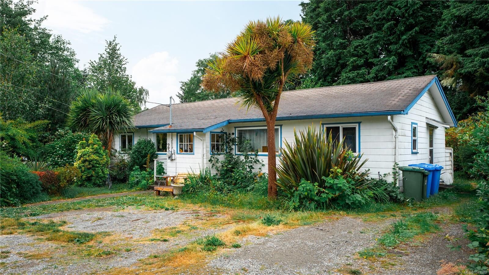 Property Photo: 230 Campbell St BC V0R 2Z0