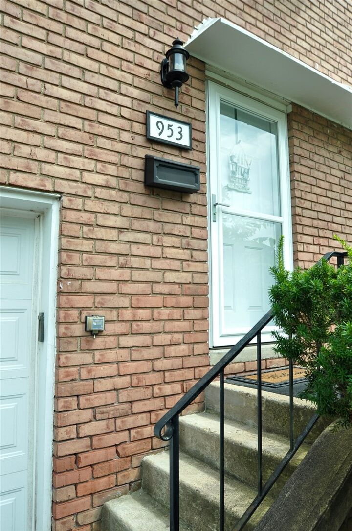 Property Photo: 953 Academy Heights Drive PA 15601