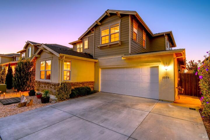 Property Photo:  2571 Estery Lane  CA 95403 