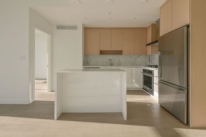 699 Whiting Way 2108 — photo 1