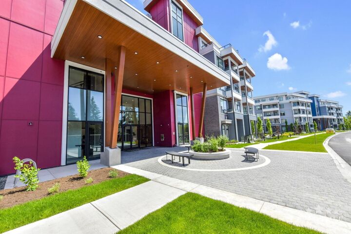 6270 Gooseberry Drive 202 — photo 1