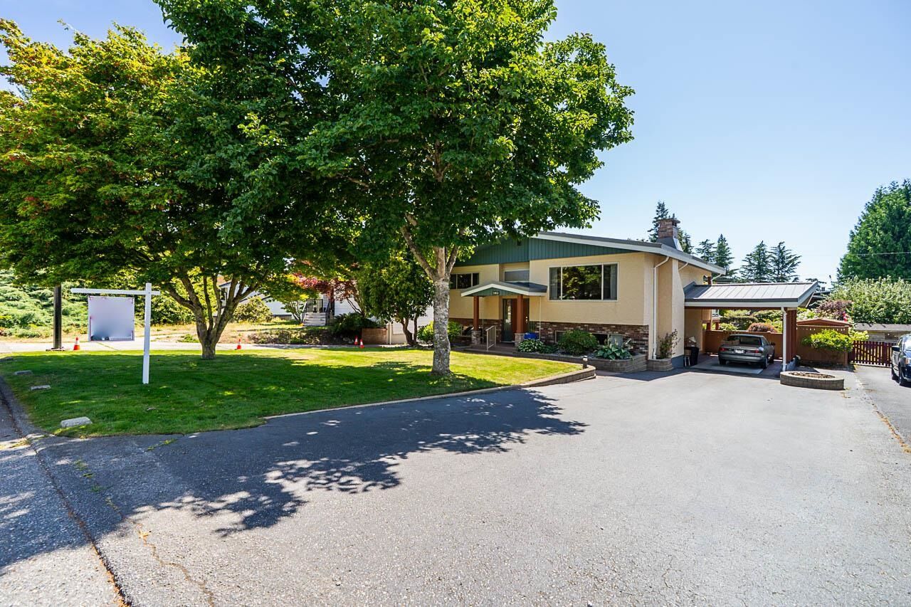 Property Photo: 13852 Malabar Avenue BC V4B 2X9