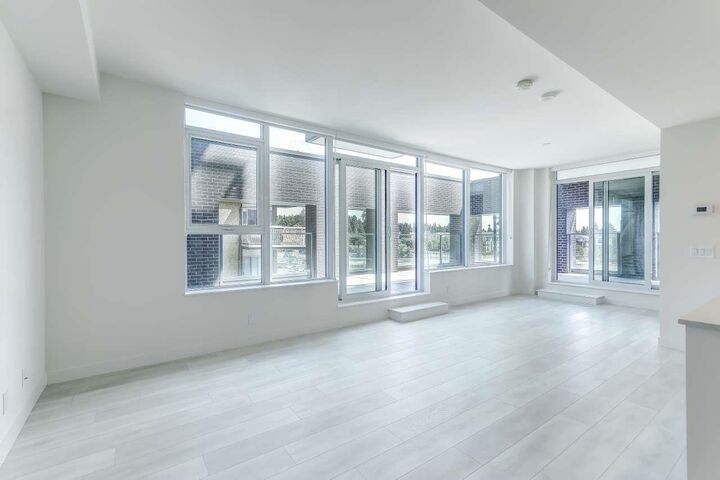 Property Photo: 537 Cottonwood Avenue 301 BC V3J 0S4