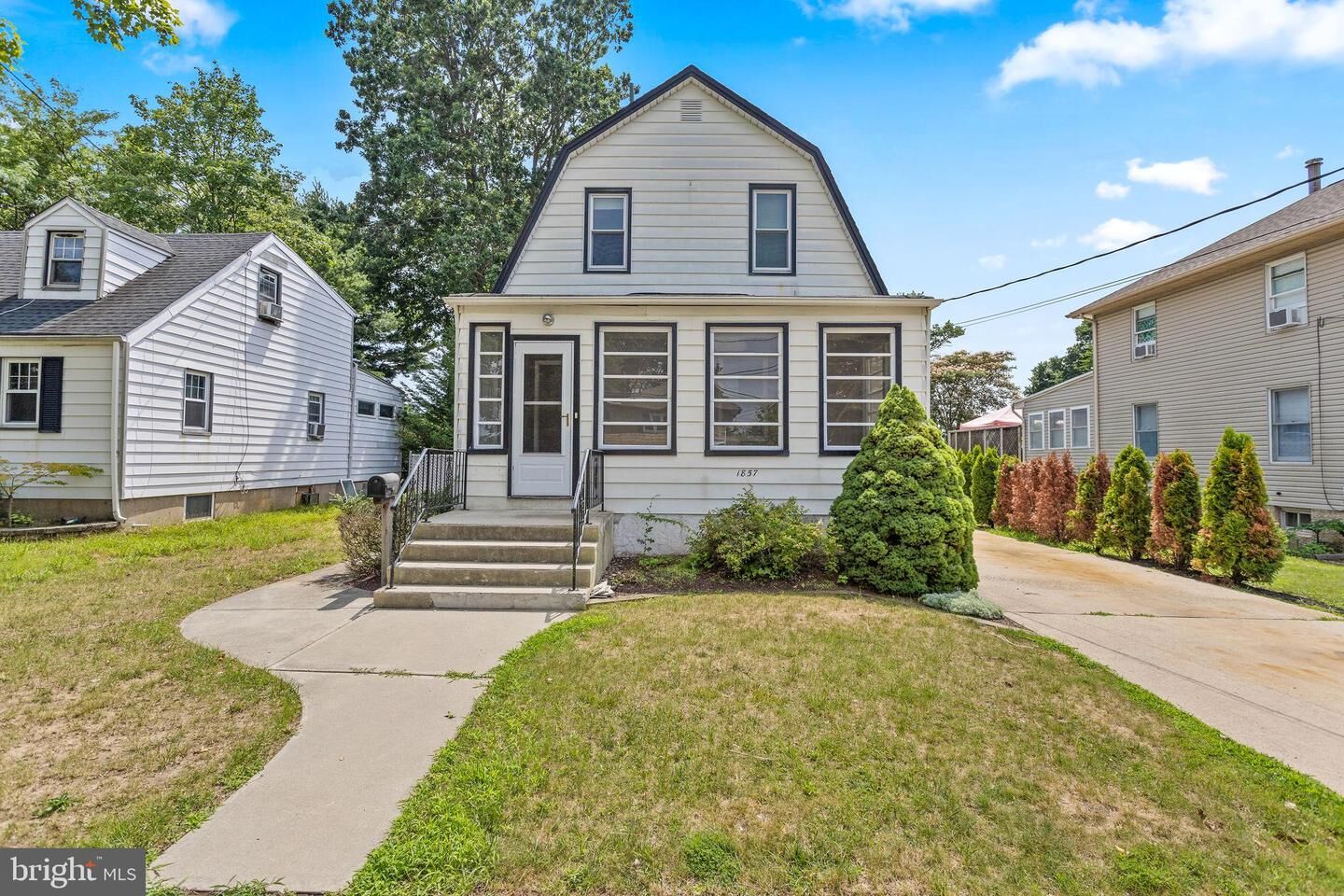 Property Photo:  1857 Spruce Street  NJ 08610 
