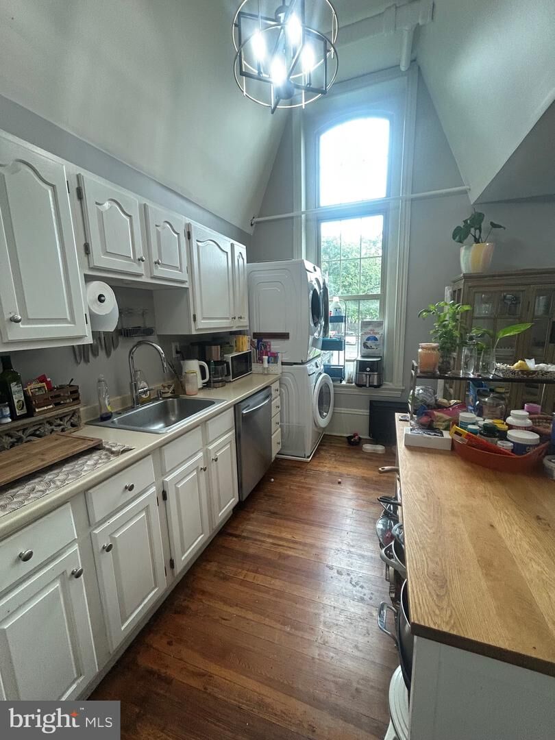 Property Photo:  13 4th Avenue 5  PA 19468 