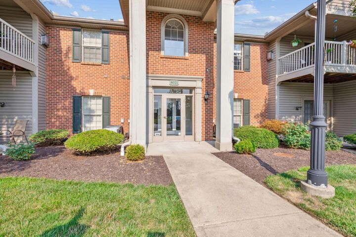 Property Photo:  8021 Pinnacle Point Drive  OH 45069 