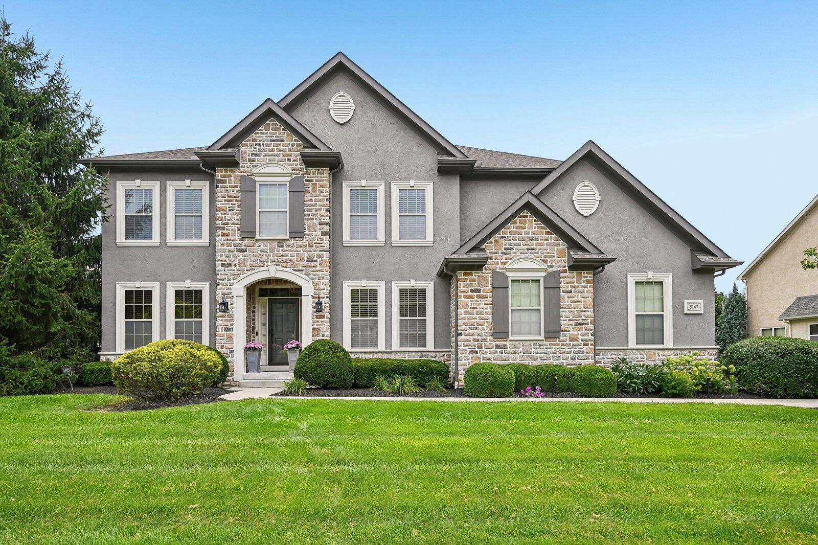 Property Photo: 5167 Blessing Court OH 43021
