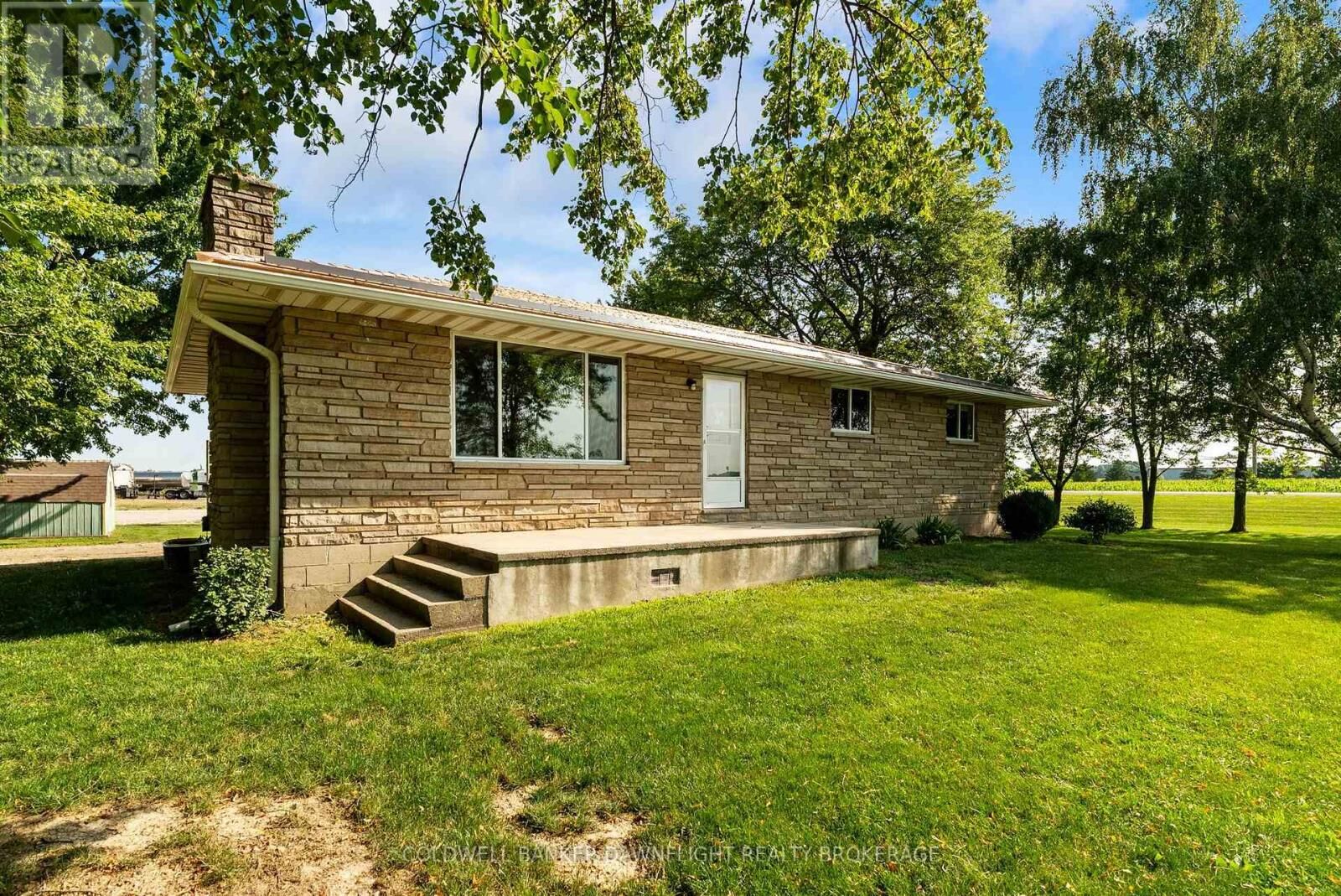 Property Photo:  38786 B Zurich-Hensall Road  ON N0M 2T0 