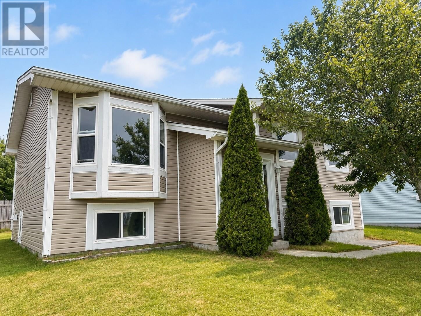 Property Photo:  17 Harrington Drive  NL A1E 5V7 