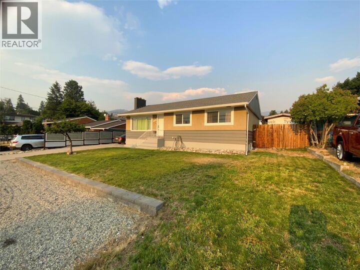 1134 Woodlands Drive — photo 1