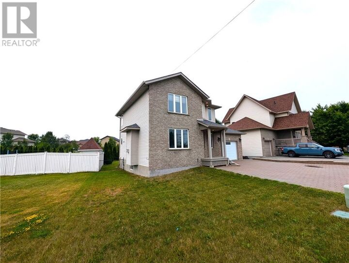 Property Photo: 2472 Bancroft Drive ON P3B 1T3