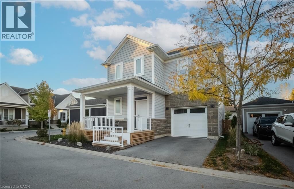 Property Photo:  9 Princeton Common  ON L2N 0B7 