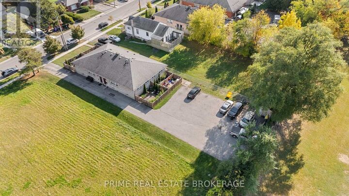 Property Photo: 231 Greenwood Avenue 1B ON N6J 3G5