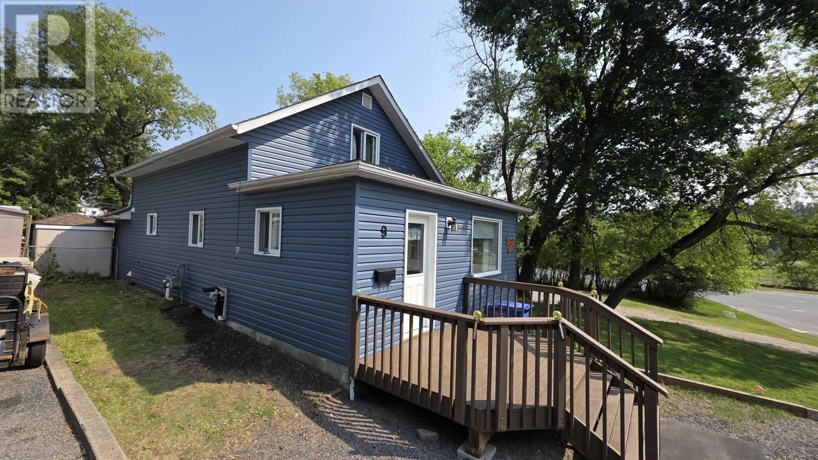 Property Photo:  9 Mascott Ave  ON P9N 3A1 