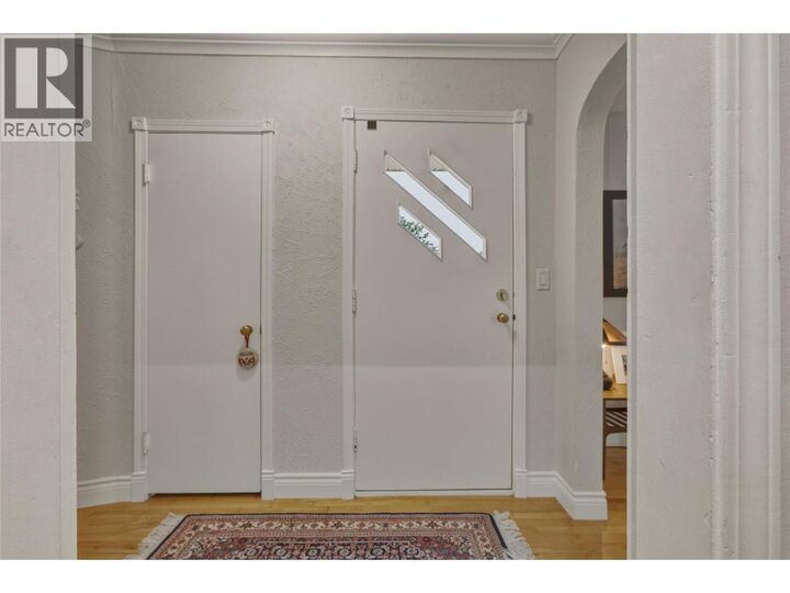Property Photo:  2903 17 Street  BC V1T 3Y7 