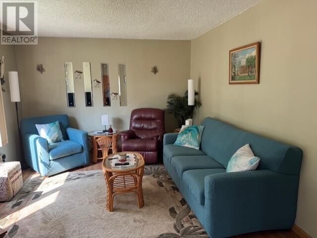 Property Photo: 129 Ray Blvd ON P7B 4C5