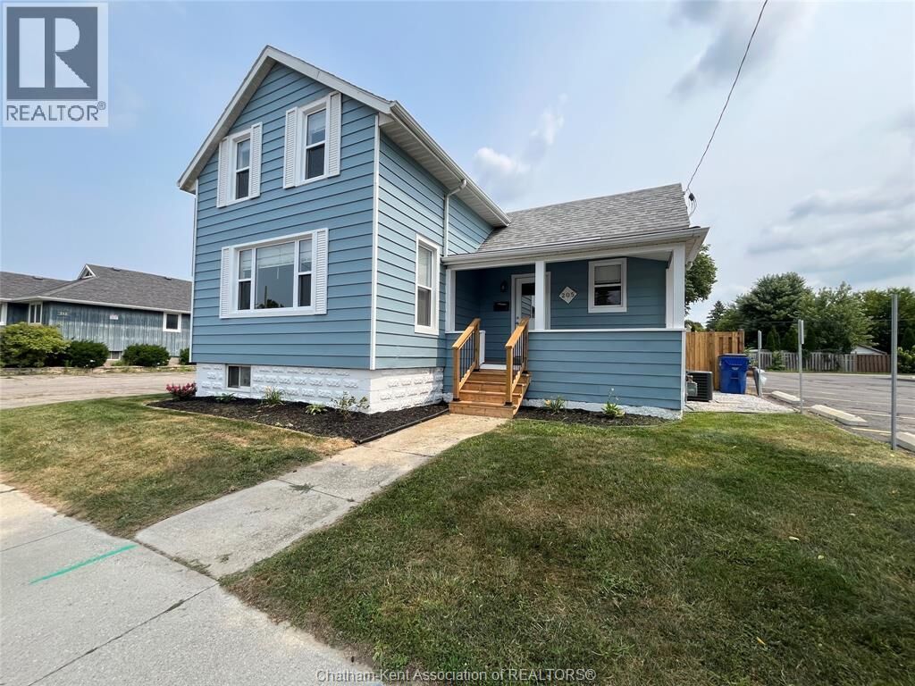 Property Photo:  205 St.clair Street  ON N7L 3J4 