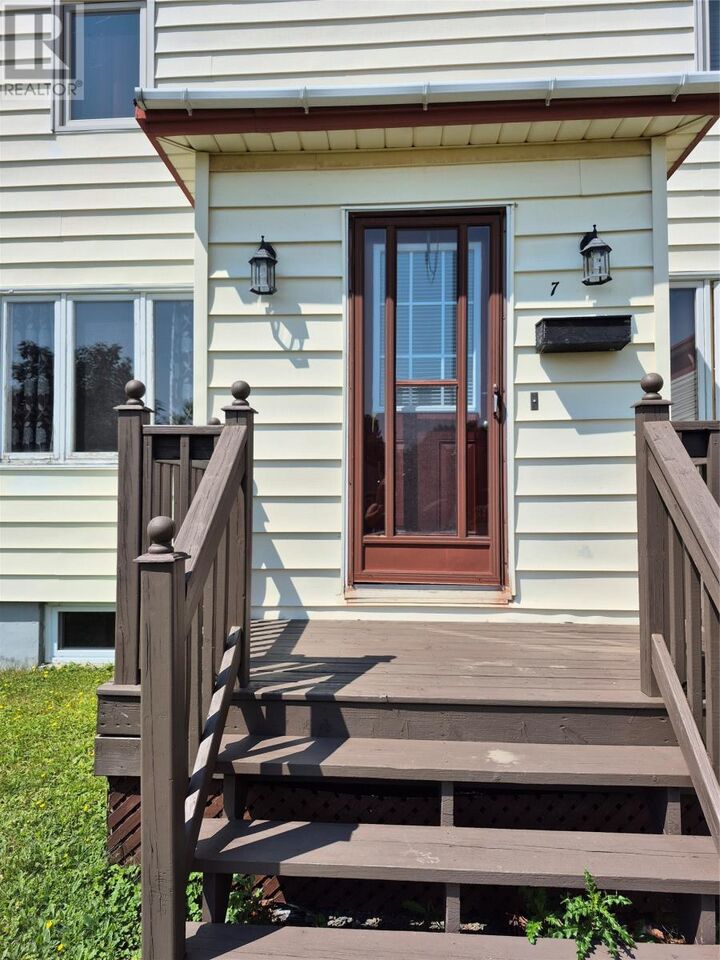 Property Photo:  10 Pine Avenue 7  NL A2A 2B9 