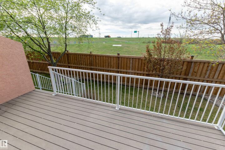 Property Photo:  11105 9 Avenue NW 22  AB T6J 6Z4 