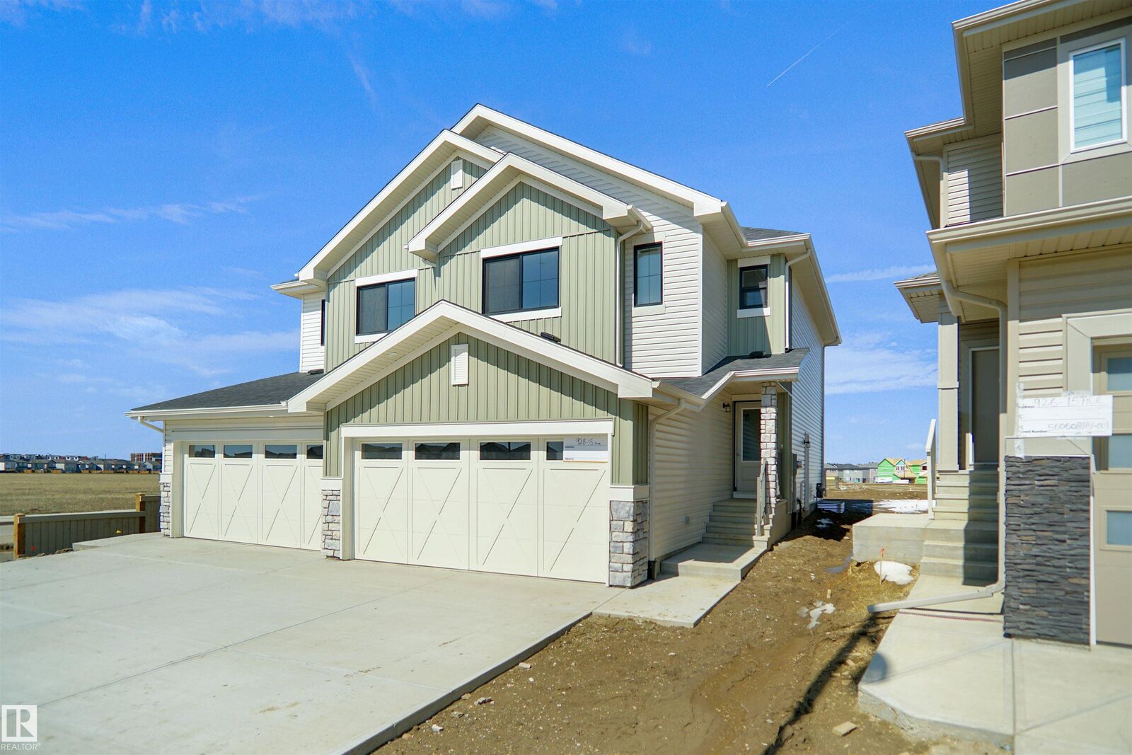 Property Photo: 1168 South Creek Wynd AB T7Z 2Z1