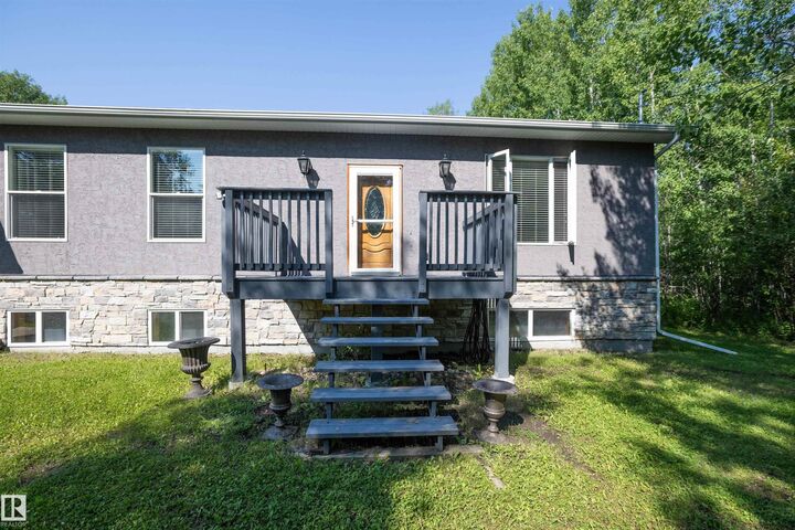 Property Photo: 204 - 57312 Rge Rd 25 AB T0E 1A0