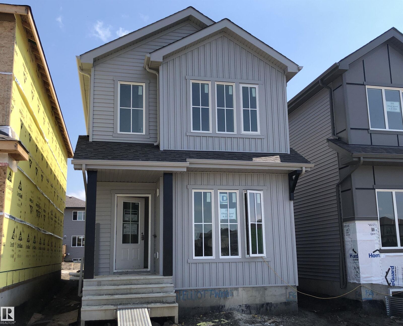 Property Photo:  251 Elliott Wynd  AB T8L 4E8 