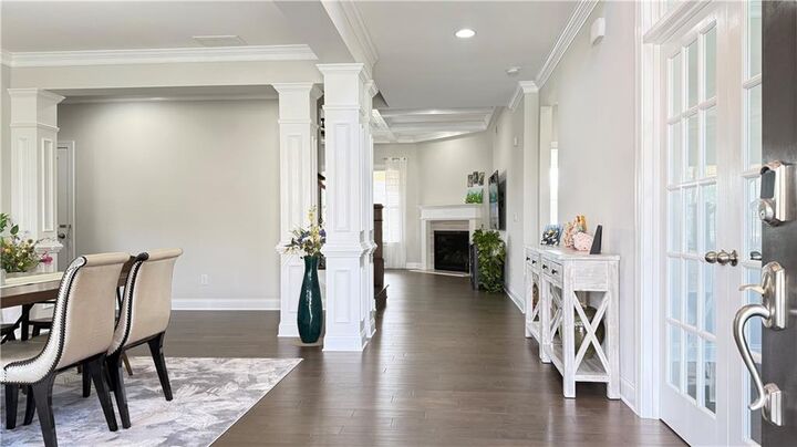 Property Photo:  4041 Woodward Walk Lane  GA 30024 