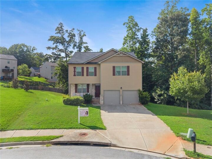 Property Photo:  8175 Berrywood Court  GA 30014 