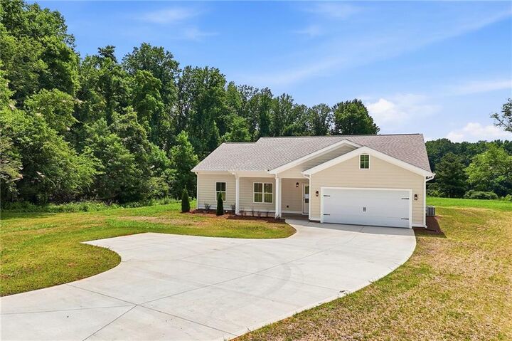 Property Photo:  35 Quail Walk  GA 30143 