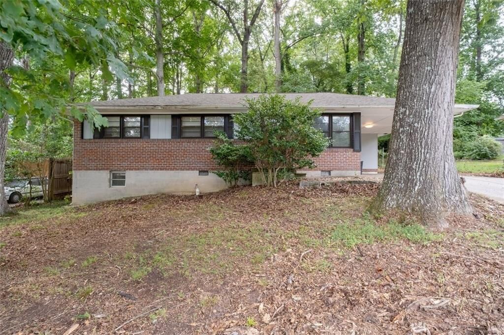 Property Photo:  4642 Bartlett Road  GA 30297 