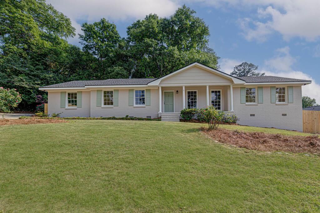 Property Photo: 1940 Springdale Drive GA 31906