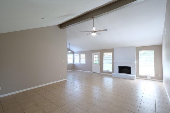Property Photo: 915 Comstock Springs Drive TX 77450