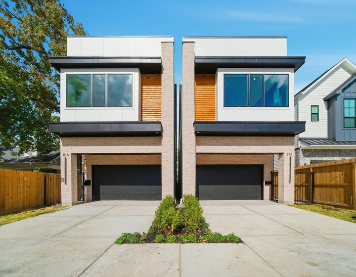 Property Photo:  835 W 25th Street  TX 77008 