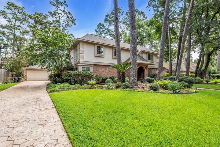 Property Photo: 15018 Rose Cottage Drive TX 77069